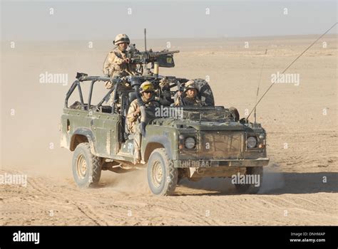 British army fighting the Taliban in Helmand Province Afghanistan 2006 3 para from 14 air ...