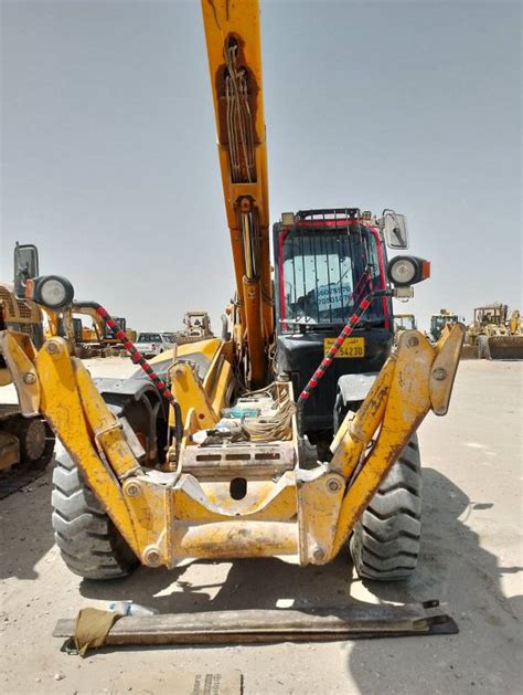 الخور معدات ثقيلة 17 Meter Telehandler for sale 20072047 Mzad Qatar