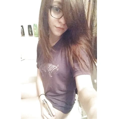 Smoking On The Toilett Porn Pictures Xxx Photos Sex Images Pictoa