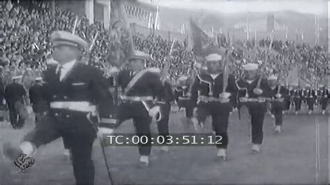 Desfile Cívico Militar de Bolivia en la posesión de Rene Barrientos