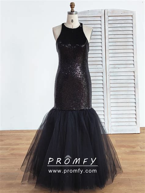 Promfy Halter Neck Black Sequin And Tulle Trumpet Long Dress