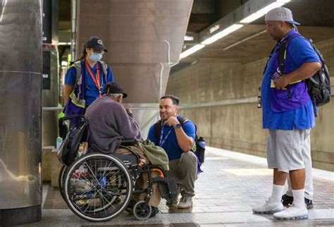 Meet Our Metro Homeless Outreach Teams - LA Metro