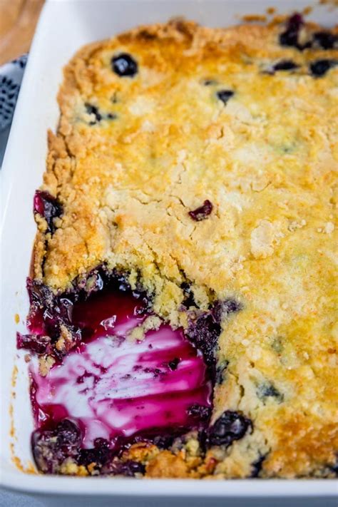 This Blueberry Cobbler Dump Cake Recipe Is So Easy To Make