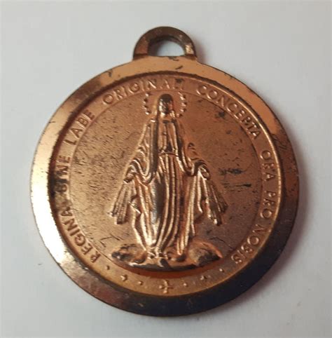 Early 20th Century Saint Catherine Labouré Miraculous Medal Virgin Mar