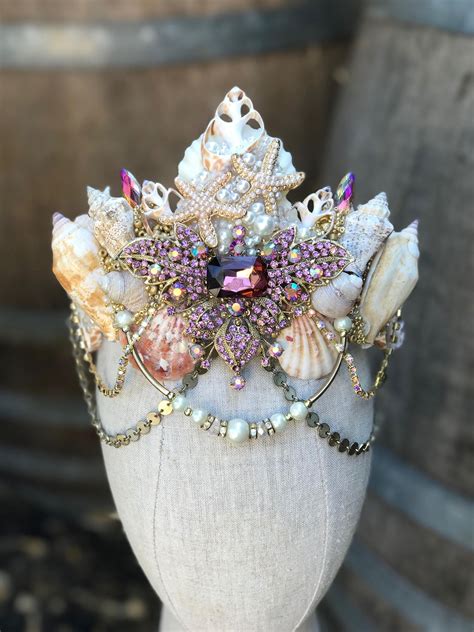 Pin On Scarlet Harlow All Crowns Headpieces