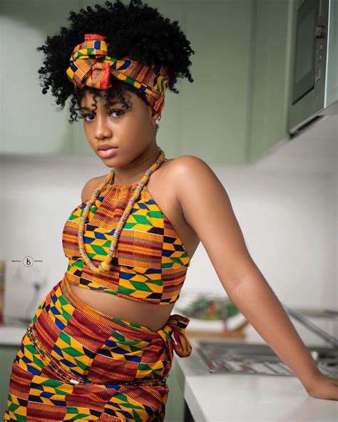 The History Of Kente Cloth Zedi