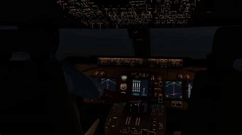 Boeing 747 8 Cockpit Night