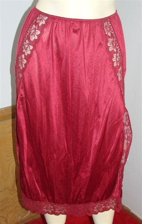 Vintage 80s Burgundy Half Slip M 24 To 28 Waist Half Slip Vintage Slips Vintage