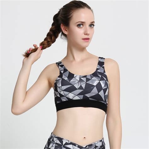 Women Sports Bra For Running Gym Fitness Padded Shakeproof Push Up Bras