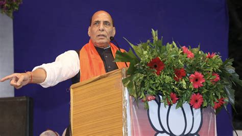 Rajnath Singh तसर बर लखनऊ स भरग नमकन जन यप क रजधन क