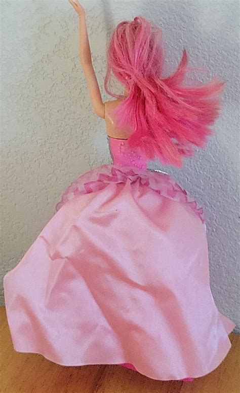 Barbie Rock N Royals Courtney Doll Singing Spinning Dress Pink