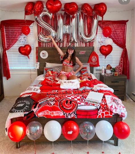 Pin By Kristina Lozada On Bed Decorating Party Items For College