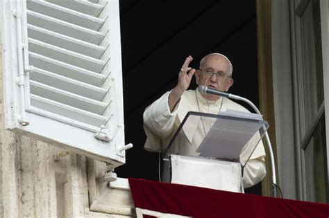 Il Papa le stragi in mare sono la vergogna della società Notizie