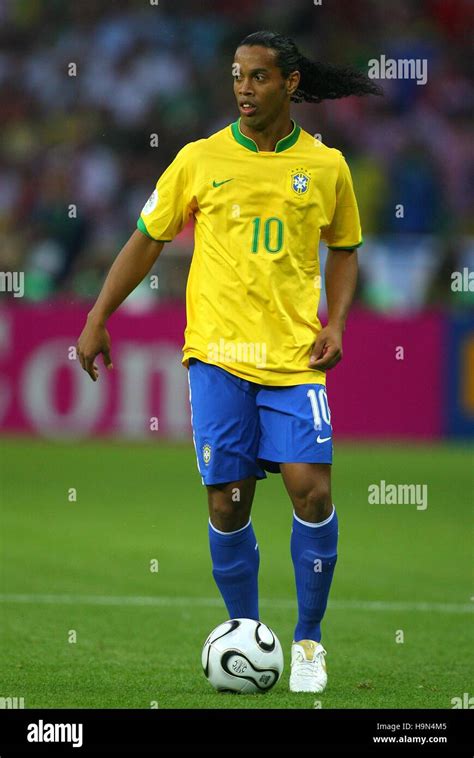 RONALDINHO BRAZIL & BARCELONA WORLD CUP BERLIN GERMANY 13 June 2006 ...