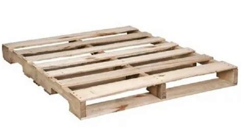 Rectangular Brown Two Way Pinewood Pallet For Packaging Shipping