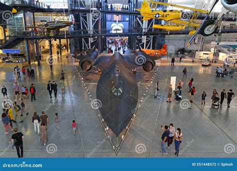 SR-71 Blackbird spyplane editorial photography. Image of udvar - 251448572