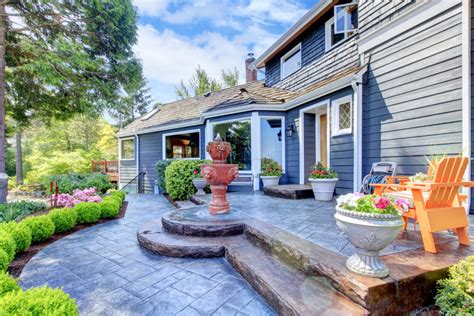 How To Boost Curb Appeal With Copper Bay Windows In