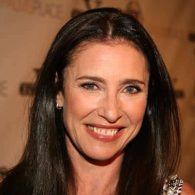 Mimi Rogers Bio Age Net Worth Height Married Nationality Body