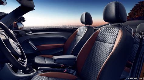 2017 Volkswagen Beetle Cabrio | Interior, Front Seats