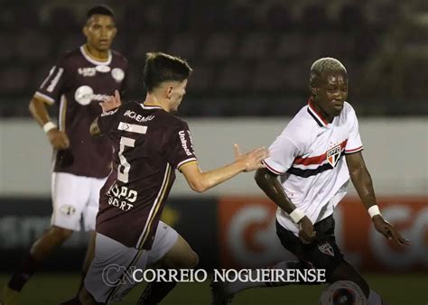 São Paulo vence Ferroviária e mantém vivo sonho do penta na Copinha