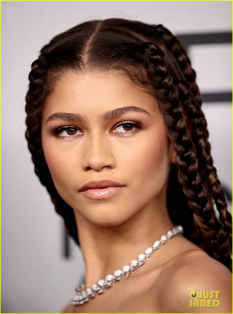 Tom Holland Posts Photo Of Zendaya At Cfda Awards Gushes Over Her Look