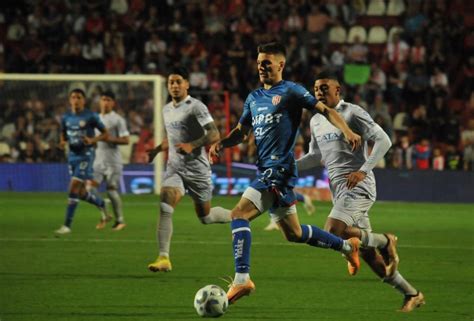 Uni N Y Godoy Cruz Igualaron Sin Goles En Santa Fe