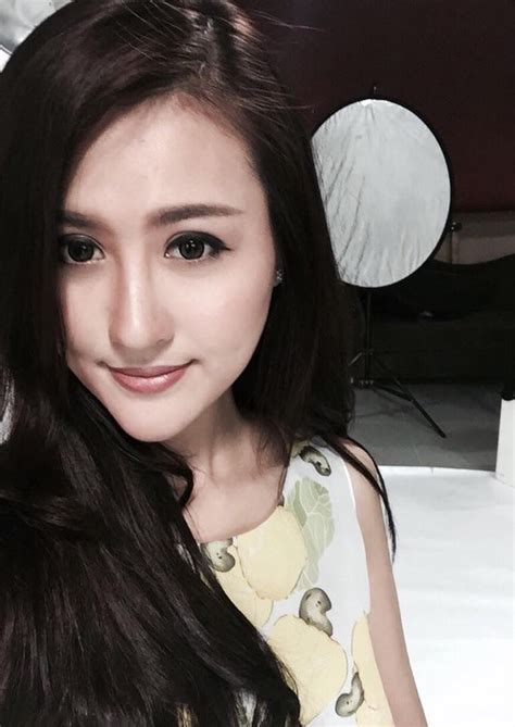 PHẪU THUẬT THẨM MỸ hot girl Việt thay đổi khó nhận ra sau nhiều nghi án dao kéo