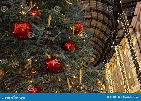 Christmas Tree Glass Baubles Stock Image Image Of Tree Centre 64208407