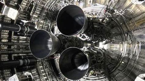 SpaceX Fires Up 3 Engine Starship SN8 Prototype Ahead Of Epic Test