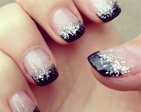 Black And Silver Nail Art Silver Nails Nail Art Designs Ombre Nail