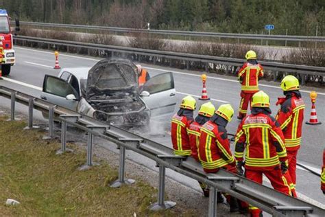 Thüringen Pkw brennt auf Autobahn 73 bei Eisfeld aus Thüringen