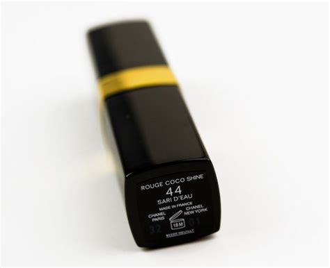 Chanel Sari Deau Rouge Coco Shine Review Photos Swatches Coco