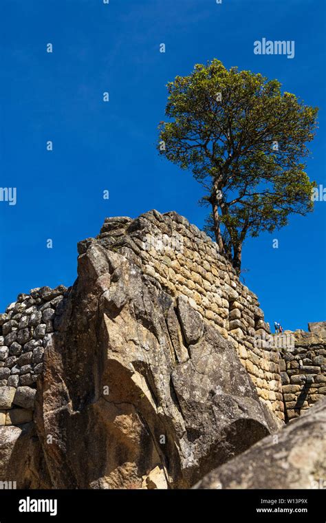 Templo del Cóndor Machu Picchu Urubamba Cusco Perú América del Sur