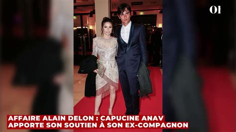 Affaire Alain Delon Capucine Anav Apporte Son Soutien Son Ex