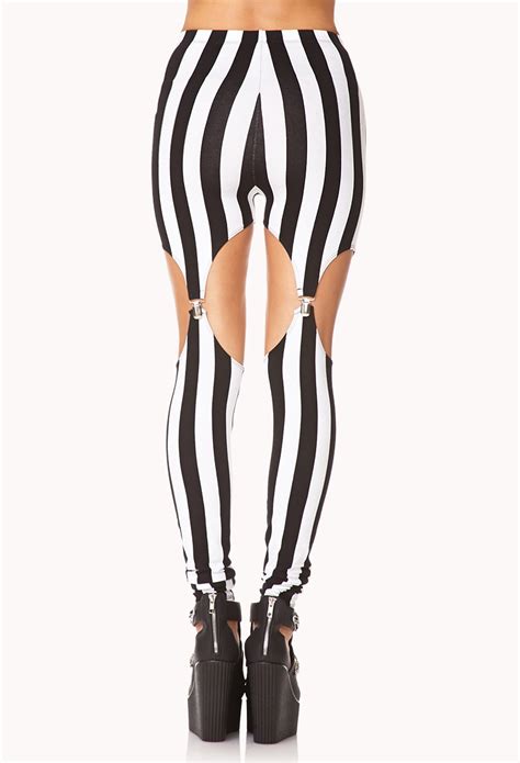 Lyst - Forever 21 Bold Suspender Leggings in Black