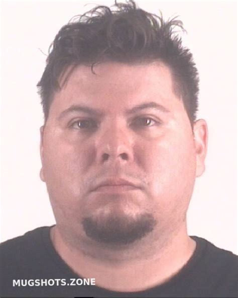 Barba Everardo 10 02 2021 Tarrant County Mugshots Zone