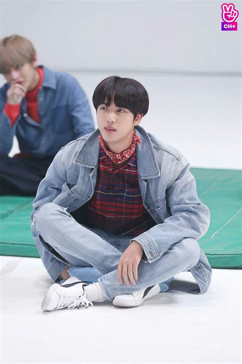 BTS V OFFICIAL RUN BTS 2017 Epi 30 Kim Seokjin Jung Hoseok Kim