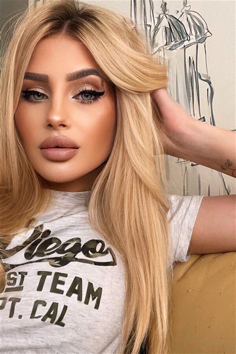 Beautiful Yuliia 25 Y O From Lutsk With Blonde Hair ID 198401 LadaDate