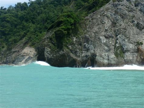 Matapalo Surf Trips - Boat Trips from Pavones to Matapalo