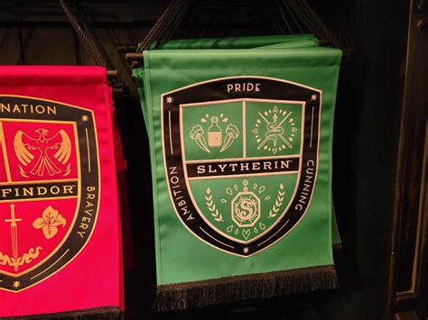 New Harry Potter Hogwarts House Banners Appear At Universal Studios