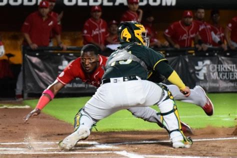 Águila de Veracruz vence 16 7 a Pericos de Puebla serie regresa al