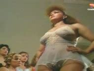 Naked Gloriella In Un Macho En La Casa De Citas