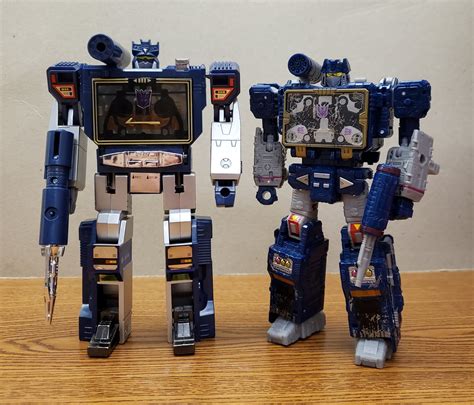 Walmart G1 Soundwave Reissue | TFW2005 - The 2005 Boards