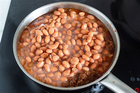 Mexican Chorizo Beans (frijoles con chorizo)