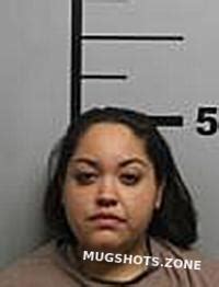 VELEZ LESLIE 09 24 2022 Benton County Mugshots Zone