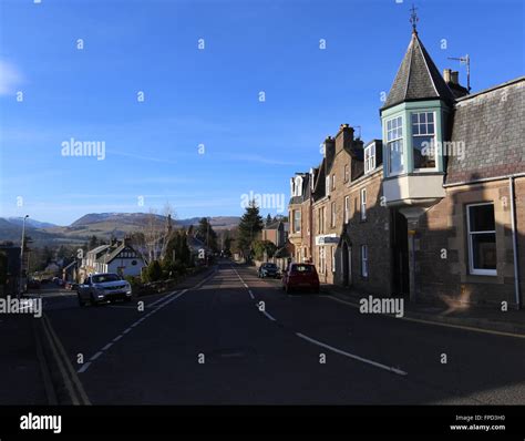 Crieff Scotland Street Hi Res Stock Photography And Images Alamy