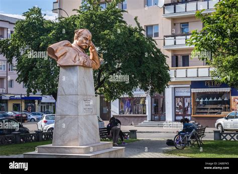 Taras Shevchenko Statue Hi Res Stock Photography And Images Alamy