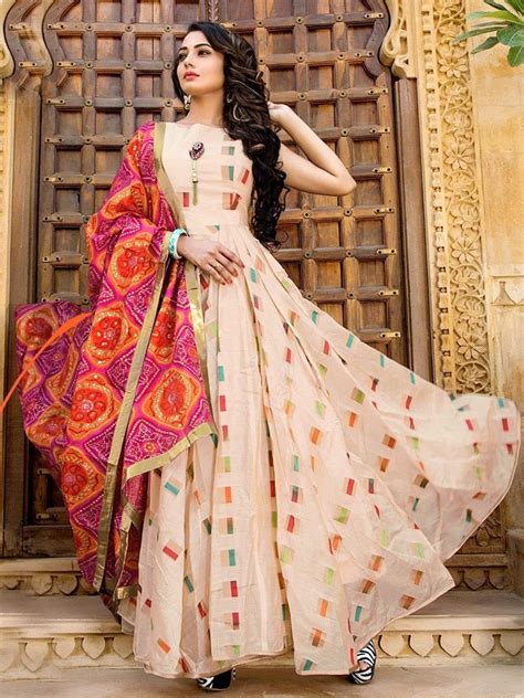 Latest Fashion Trends In India Tera Abagail