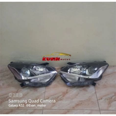 Jual Headlamp Lampu Depan Toyota Agya Daihatsu Ayla New Harga Satuan