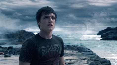 Josh Hutcherson En Otra Peli Journey 2 The Mysterious Island Josh